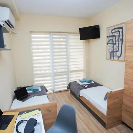 Smart - Work, Relax & Park With Ease Apartment Veliko Tarnovo