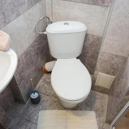 Smart - Work, Relax & Park With Ease Apartment