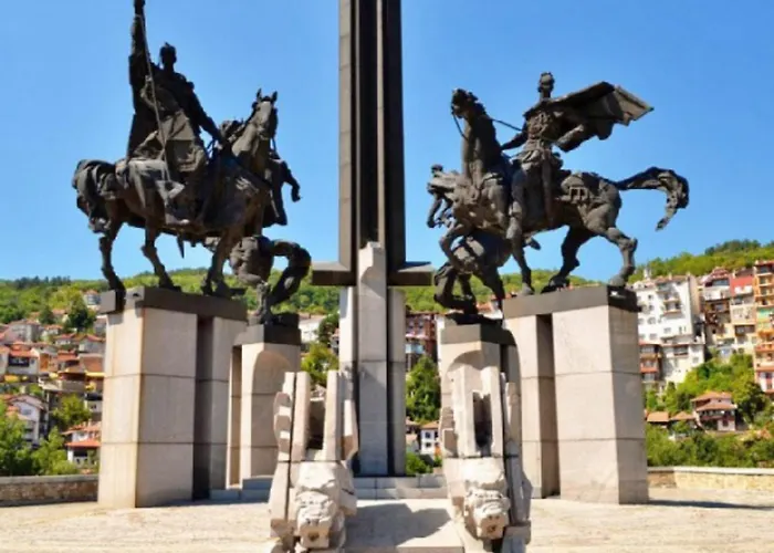 Turnovo Smart - Cozy Work & Relax Apartment *